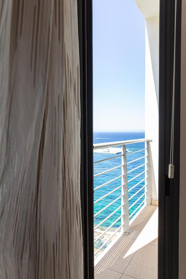 Beautiful Sea View Apartment Sliema Luaran gambar